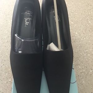 Life Stride Sherrell Black Pump Heel Leather and Nylon Size 9 1/2 M # 23850001